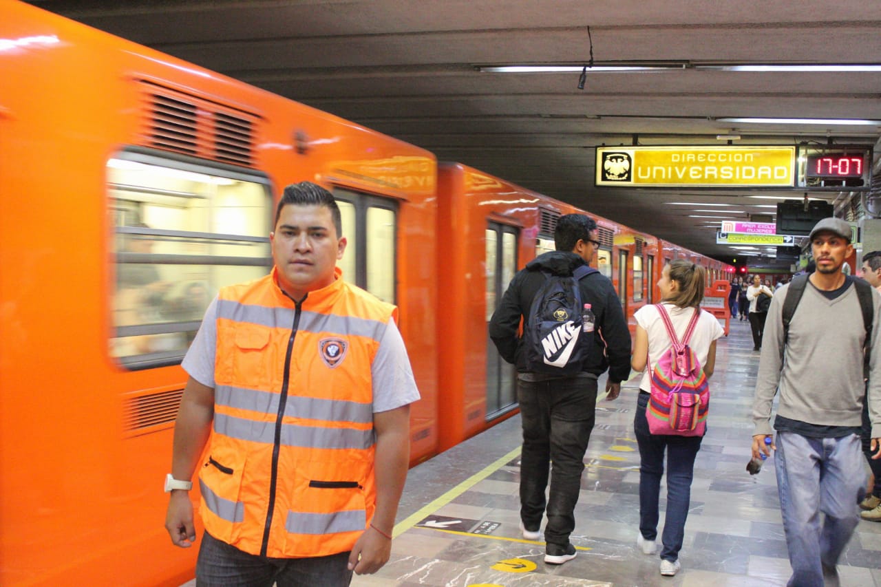 ¿Cuánto gana un vigilante del metro