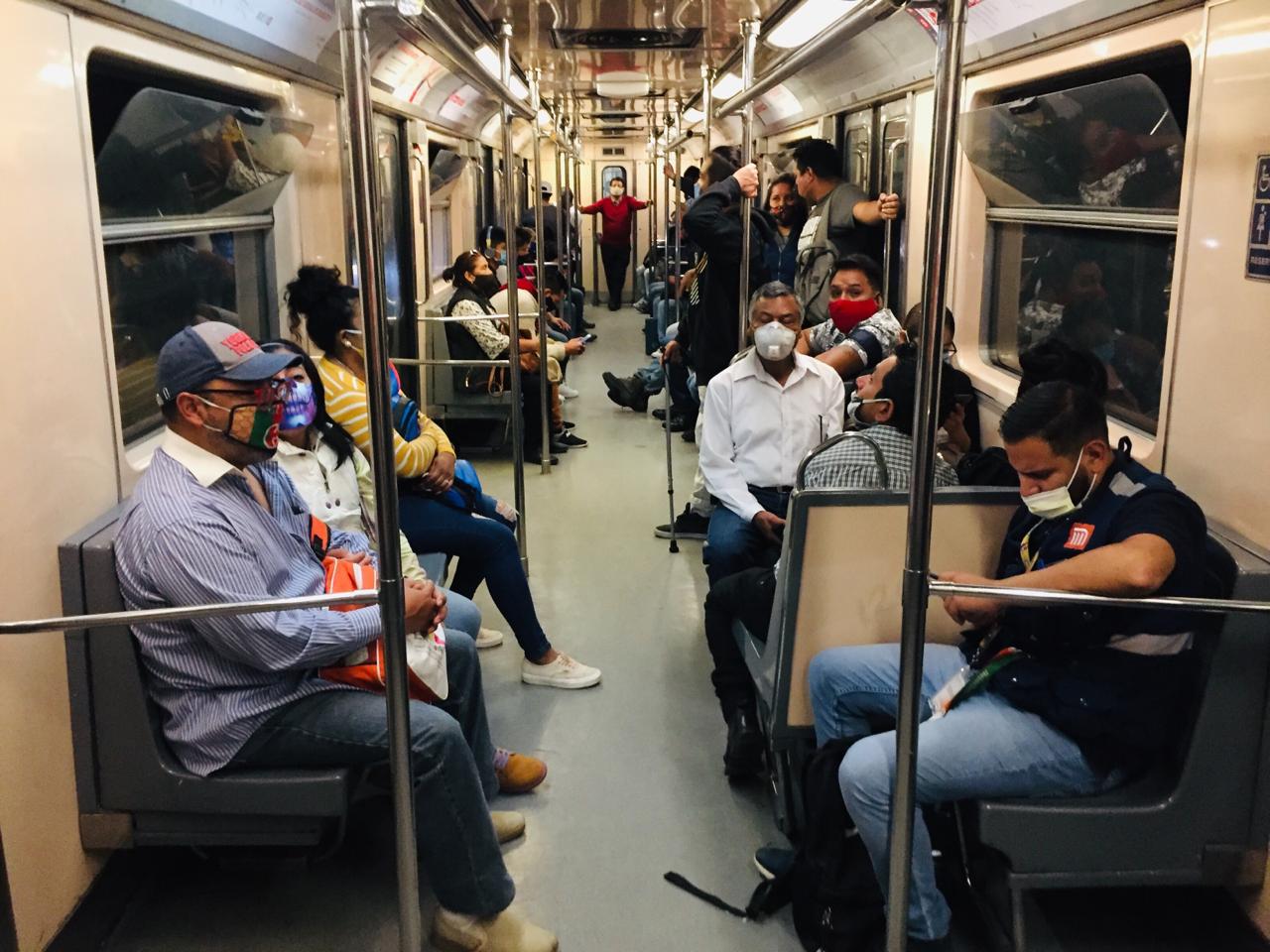En 11 Líneas del Metro CDMX, prácticamente el 100% de los usuarios usan  cubrebocas al interior del vagón