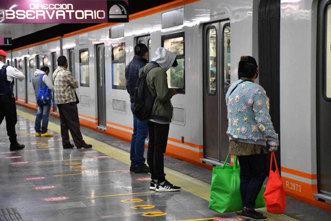 La Línea 1 del Metro CDMX transportó a más de 242 mil usuarios en el  reinicio de operaciones